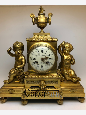 Часы Каминные. Ампир 18-19 век. Путти